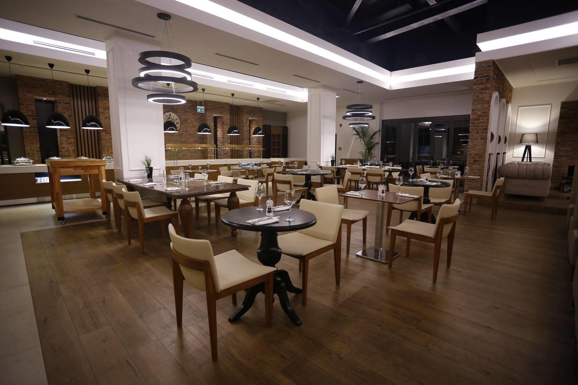 Holiday Inn Ankara - Cukurambar By Ihg Zewnętrze zdjęcie